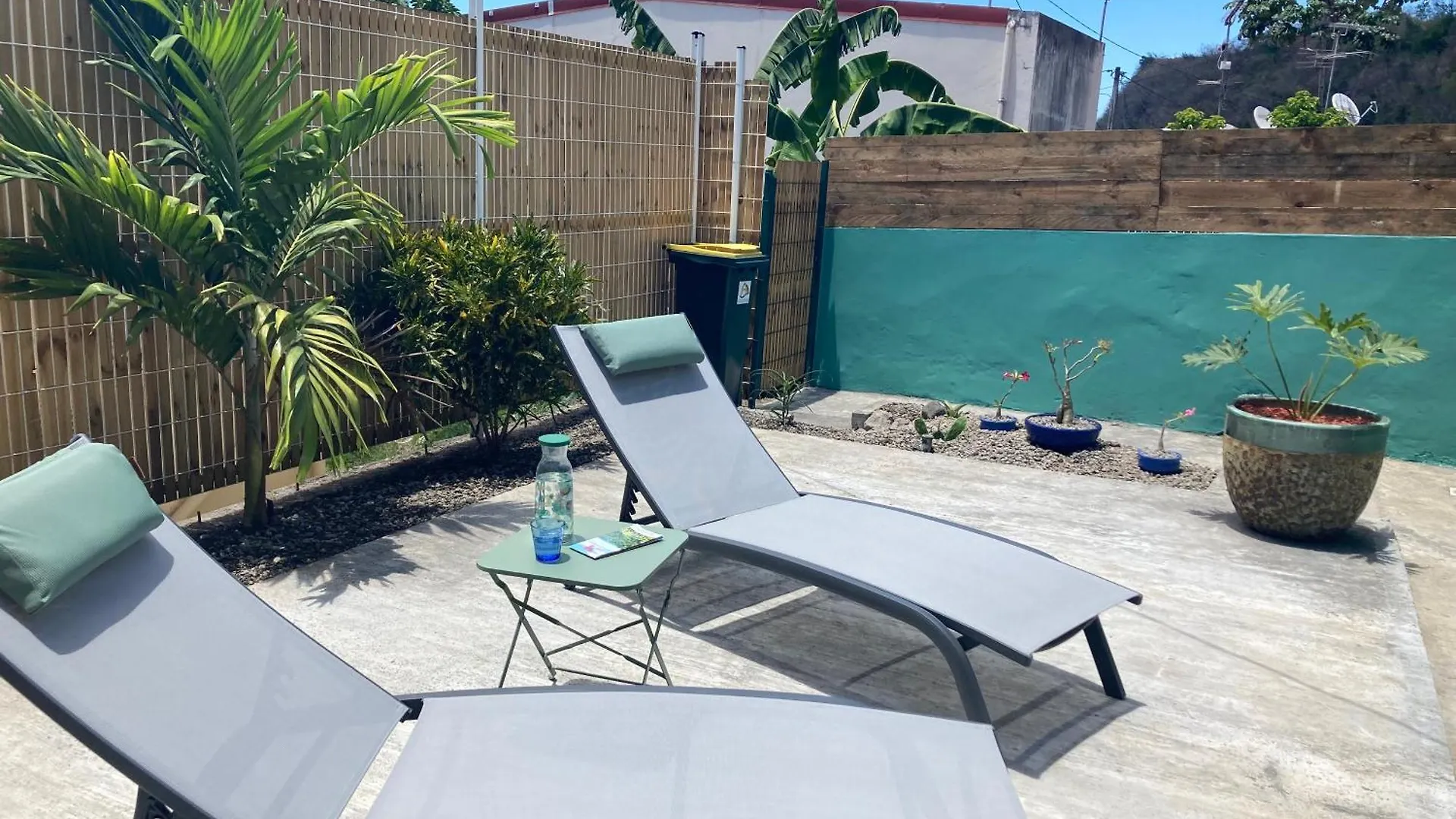 Holiday home Maison Les Abymes - Plage A 50M Le Precheur